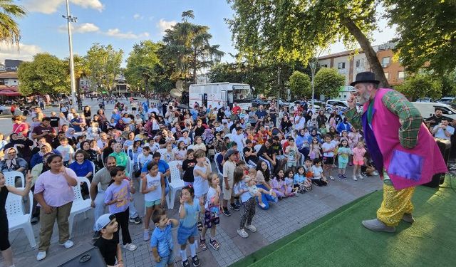 Gölcüklü çocuklara 'bi dünya eğlence'