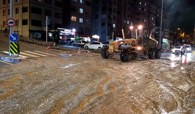 Kahramanmaraş'ta sağanak hayatı olumsuz etkiledi