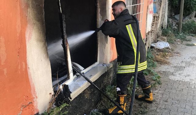 Osmaniye'de evde çıkan yangında bir kişi yaralandı