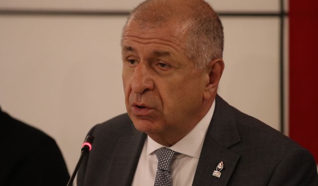 Zafer Partisi Genel Başkanı Ümit Özdağ, Adana'da ziyaretlerde bulundu