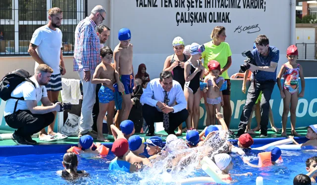 Manisa'da çocukların tatili renkli geçiyor