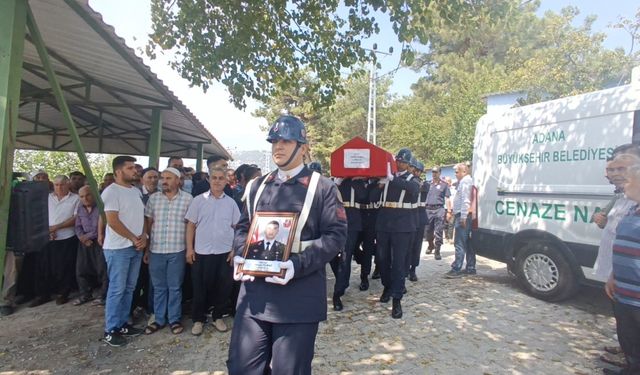 Adana'daki trafik kazasında hayatını kaybeden uzman çavuş son yolculuğuna uğurlandı