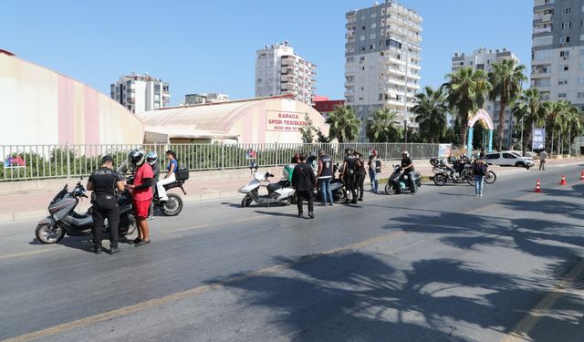 Mersin'de denetimlerde 18 motosiklet trafikten men edildi