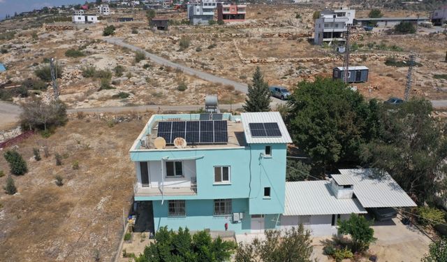 Mersin'de orman köylüleri güneş enerjisiyle kendi elektriğini üretiyor