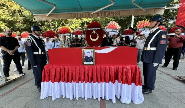 Şehit Jandarma Uzman Çavuş Büyükçaylı'nın cenazesi Isparta'da defnedildi