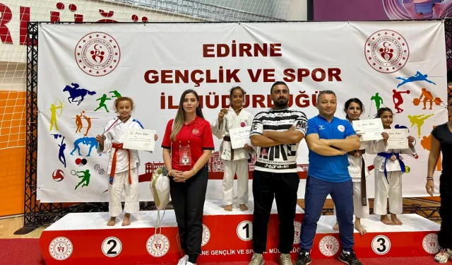 Edirne’de gururlandıran ‘Sakarya’ tablosu