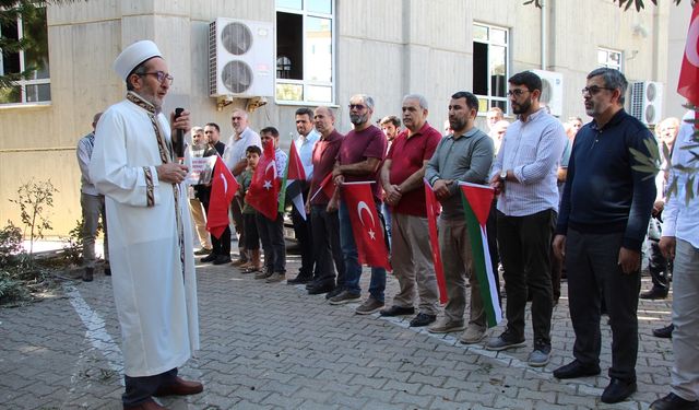 Alanya'da TUSAŞ'a yönelik terör saldırısında şehit olanlar için gıyabi cenaze namazı kılındı