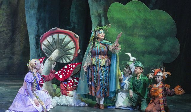 Antalya Devlet Opera ve Balesi çocuk operası "Rapunzel"i sahnelendi