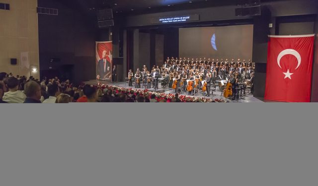 Antalya Devlet Opera ve Balesinden "Cumhuriyet Bayramı Konseri"