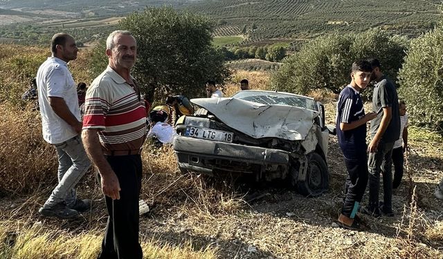 Hatay'da ki otomobilin karıştığı kazada 4 kişi yaralandı