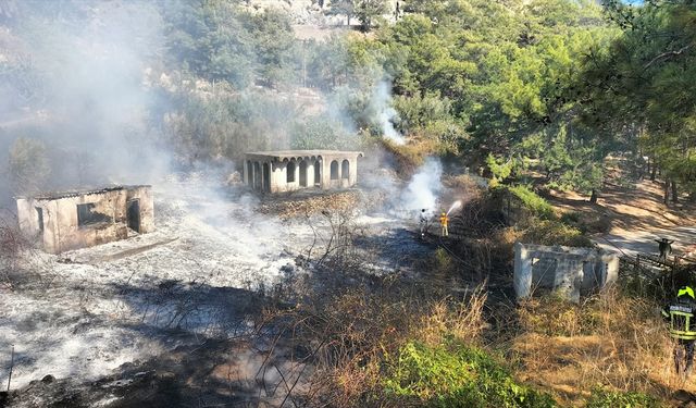 Mersin Anamur'da çıkan orman yangını kontrol altına alındı