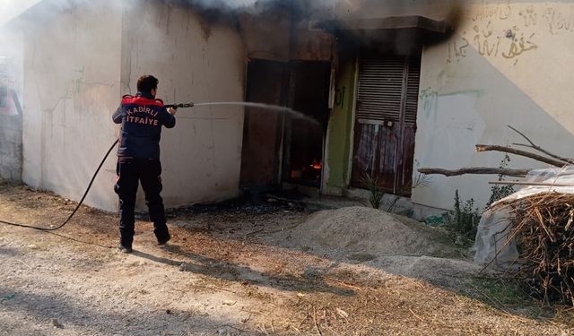 Osmaniye'de evde çıkan yangın söndürüldü