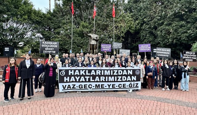 Dörtyol'da Kadına Yönelik Şiddete Karşı Farkındalık Yürüyüşü Düzenlendi