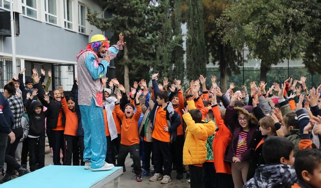 Palyoçalar, Trafik Kurallarını Öğretti