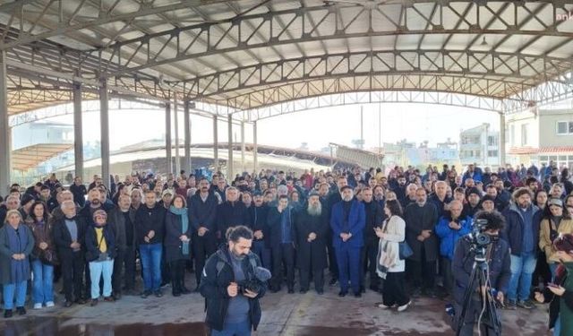Suriye'deki Katliamlar Cumhuriyet Alanı'nda Protesto Edildi