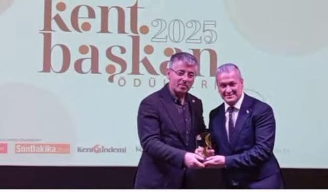Kayseri'de Ödül Töreni: Başkan Gül'e "En Başarılı Belediye Başkanı" Ödülü