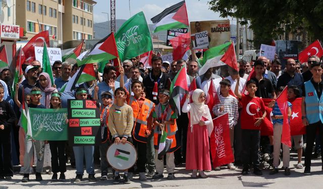 Hatay'da Filistin'e destek yürüyüşü düzenlendi