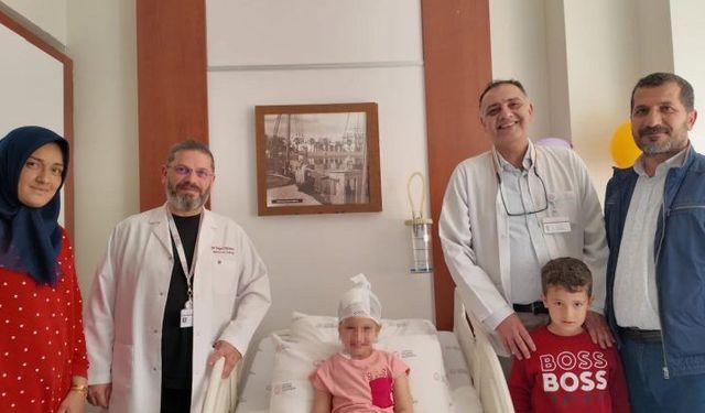 Çocuk Hastadan Tümör Başarıyla Alındı