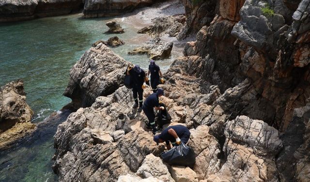 Karamağara'da Temizlik Seferberliği! Su Altı Cenneti Turizme Hazırlanıyor