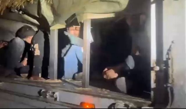 Saman Balyaları Arasında 31 Kaçak Göçmen Yakalandı