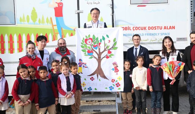 Depremzede Çocuklara Kızılay’dan Moral Etkinliği