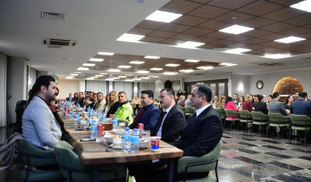 Hatay Emniyeti Polisevinde Bir Araya Geldi