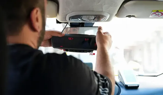 Taksicilere Yeni Zorunluluk!