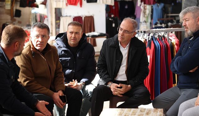 İbrahim Naci Yapar, Uzun Çarşı Esnafıyla Buluştu