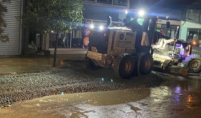 Yapar, Yavuz Sultan Selim Caddesi’nde İncelemelerde Bulundu