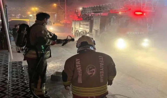 Antakya’da Dönercide Kızartma Makinesi Yangını