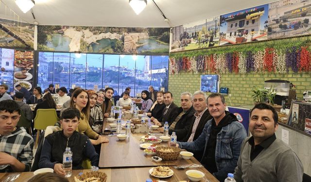 Altınözü’nde Eğitim Camiası İftar Sofrasında Buluştu