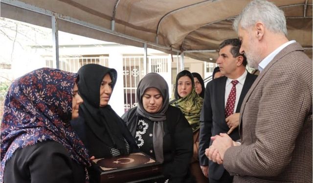 İsrail Saldırısında Hayatını Kaybeden Hataylı Şoförün Ailesine Taziye Ziyareti