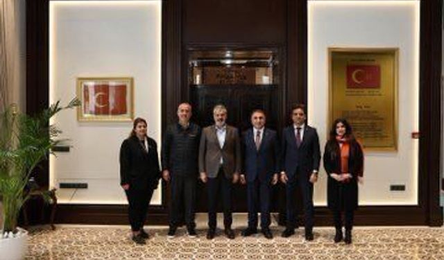 AK Kadın Hatay’dan Başkan Öntürk’e ziyaret