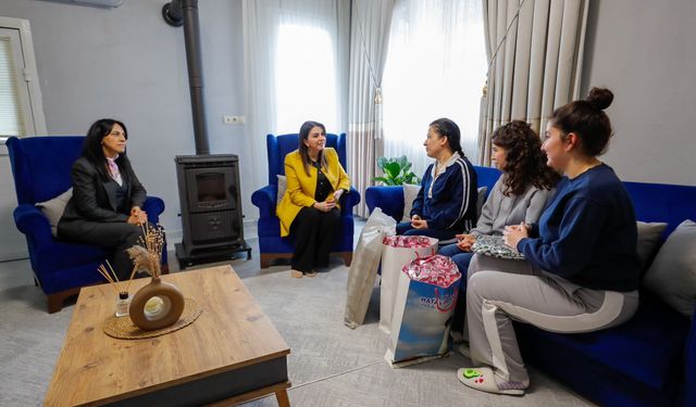 Esra Masatlı’dan “Yüreğimizdeki Işık” Projesi Kapsamında Aile Ziyareti