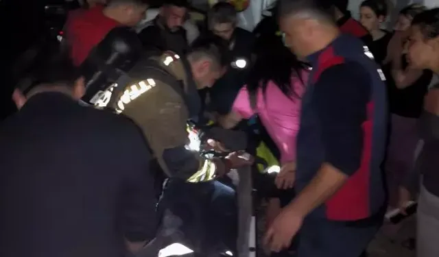 İskenderun’da Konteyner Yangını: 2 Kişi Dumandan Etkilendi