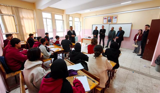 Altınözü’nde Okul Ziyareti