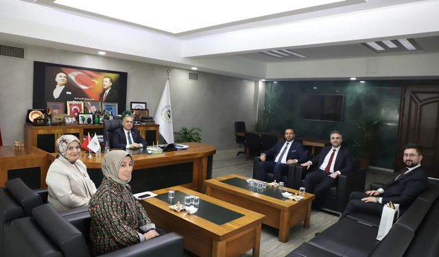 TÜRGEV’den Başkan Sarı’ya Ziyaret