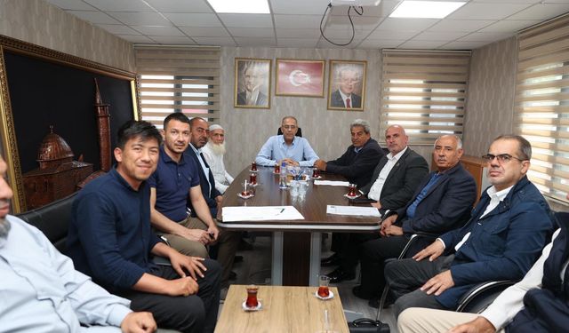 Yapar, Mahalle Muhtarlarını Ağırladı