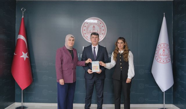 İlk Yardım Kitabı İçin Anlamlı Ziyaret