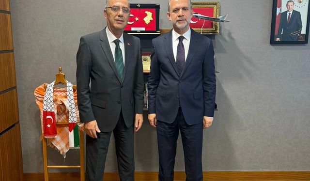 İbrahim Naci Yapar’dan Ankara’da Özel’e Ziyaret