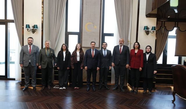 Vali Masatlı, “GENÇ MİXX” Yarışması Birincisi Öğrencileri Makamında Kabul Etti