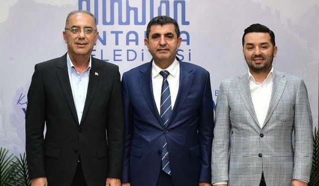 AK Parti İl ve İlçe Başkanlarından Belediyeye Ziyaret