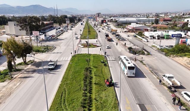 HBB yeşil alan bakımında robotlu döneme geçti