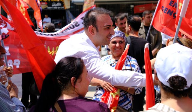 Halil İbrahim Özgün 1 Mayıs’ta Emekçilerle Omuz Omuza