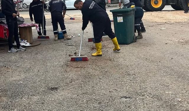 Antakya’da Sel Sonrası Temizlik Seferberliği