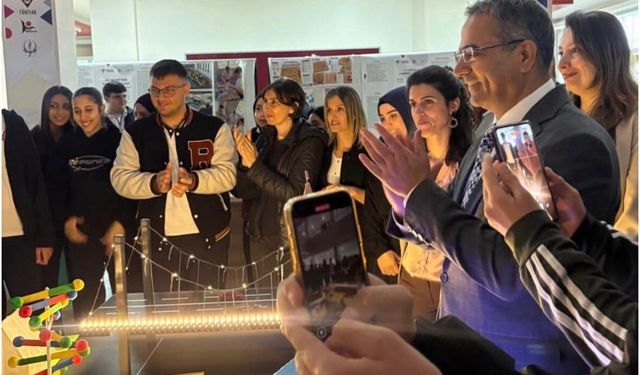 Hatay Anadolu Lisesi’nde TÜBİTAK 4006 Bilim Fuarı Heyecanı