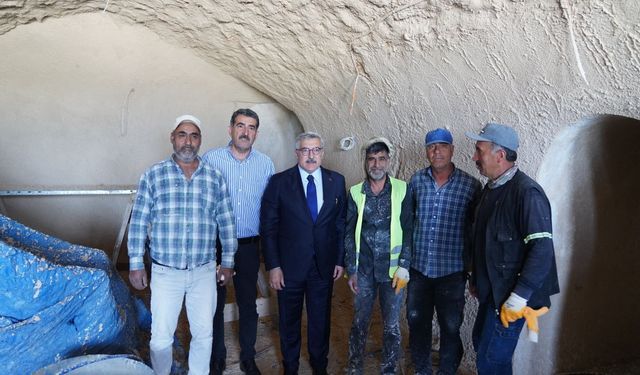 Bâyezid-i Bestâmî Türbesi’nde Restorasyon Çalışmaları Sürüyor