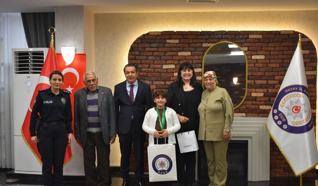Dünya Üçüncüsü Ömür Şimşek’e Anlamlı Buluşma