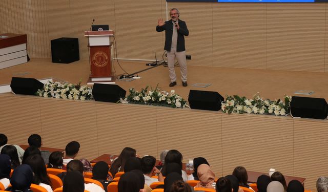HBB’den Sınava Hazırlanan Gençlere Moral Desteği