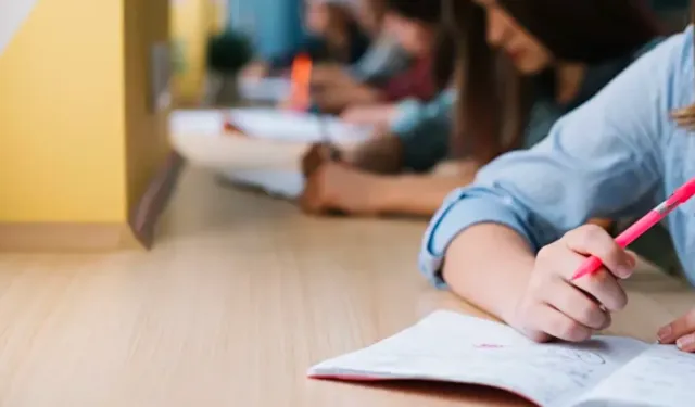 AÖL 3. Dönem Kayıt Yenileme Başladı!